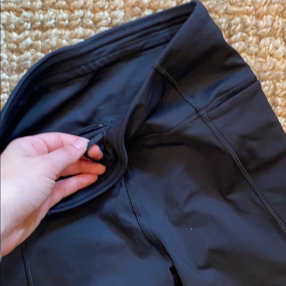 (Sold) Lululemon final lap crop 23” black nulux - Picture 9 of 13
